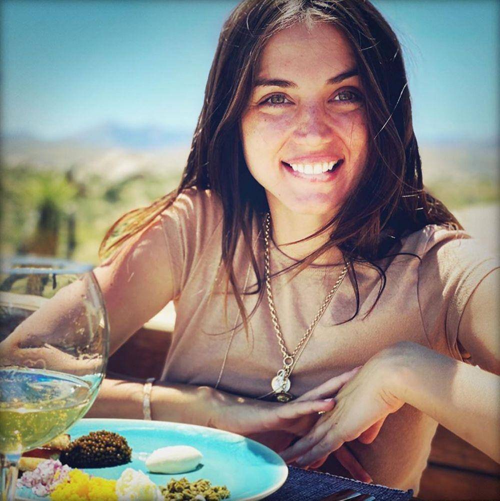 Instagram.com/ana_d_armas/