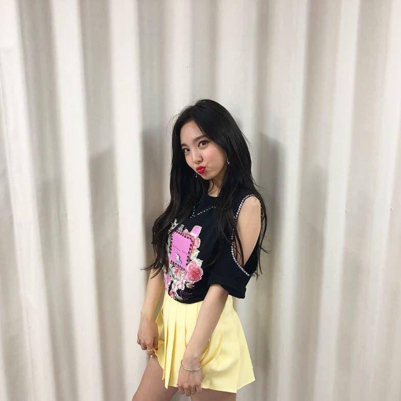 instagram.com/twicenayeon