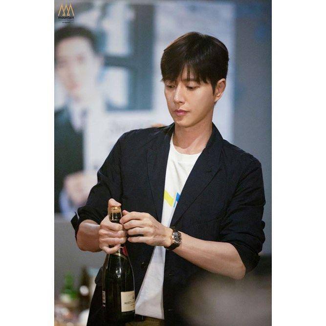 instagram.com/parkhaejin_official