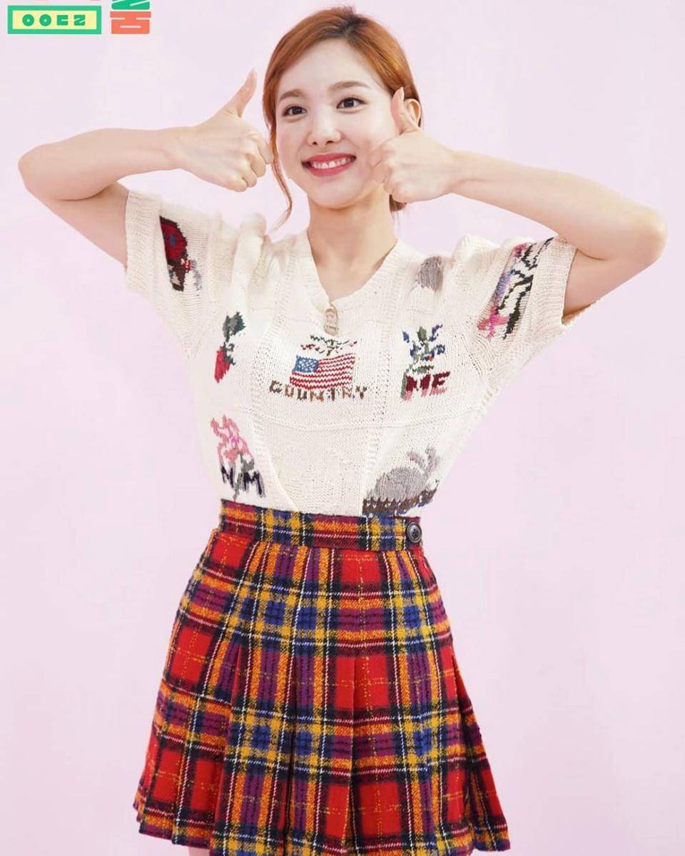 instagram.com/twnayeon