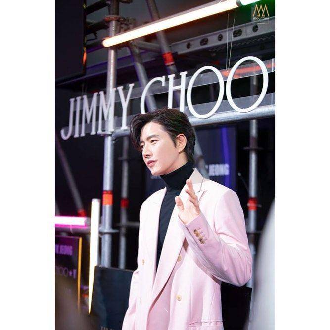 instagram.com/parkhaejin_official