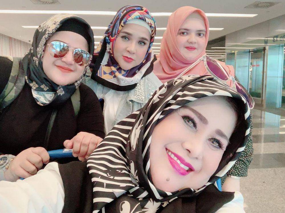 instagram.com/elvy_sukaesih