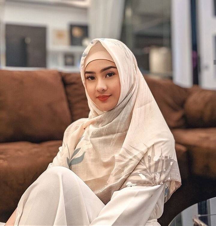 instagram.com/anyageraldine