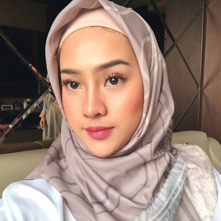 instagram.com/anyageraldine