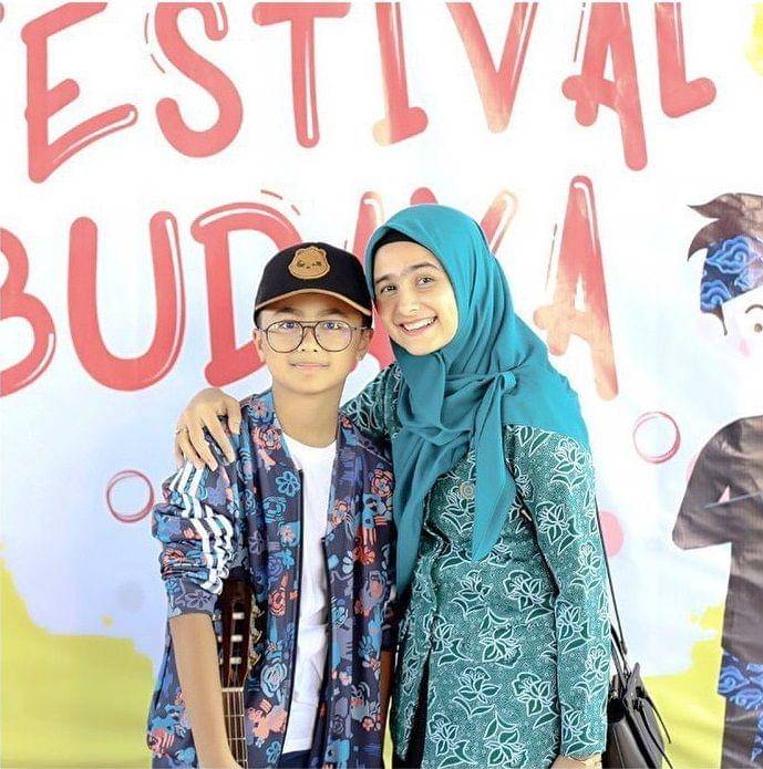 instagram.com/sonyafatmala