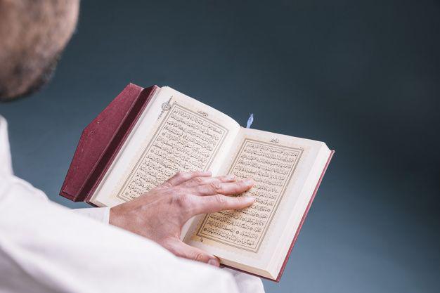 Mengenal Penulis Al-Qur'an yang Merupakan Sahabat Rasulullah SAW