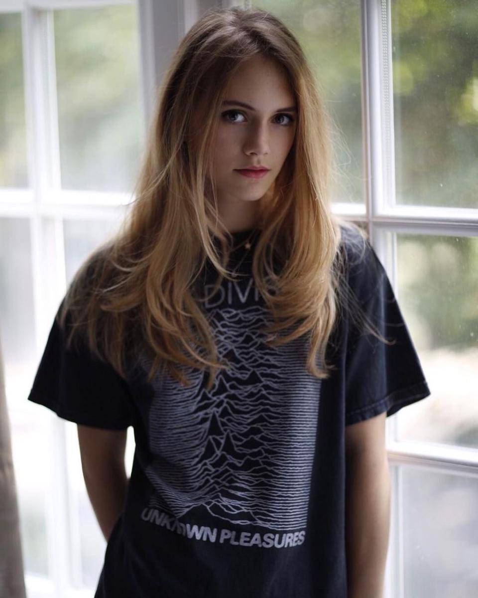 Instagram.com/emiliajonesy