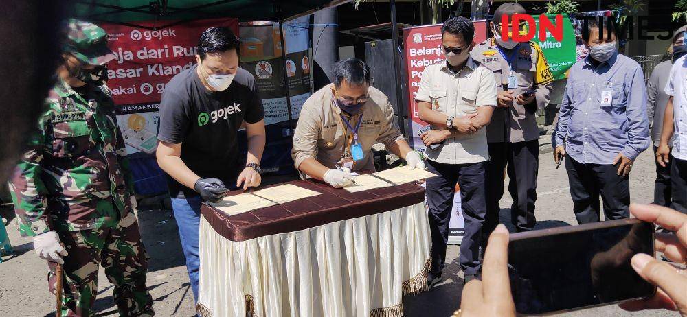 Penandatanganan MOU antara Pemkot Balikpapan dengan Gojek, melalui GoShop untuk layanan belanja online di 3 pasar tradisional (IDN Times / Haikal)