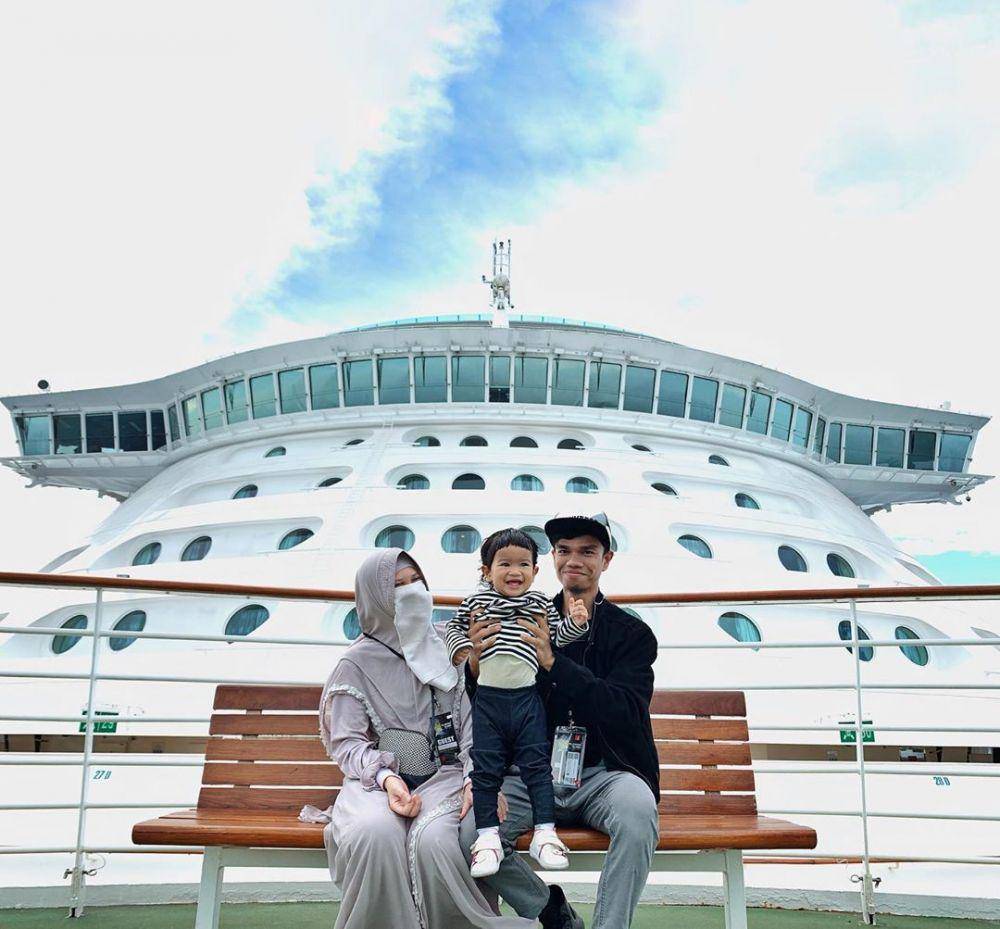 instagram.com/muzammilhb