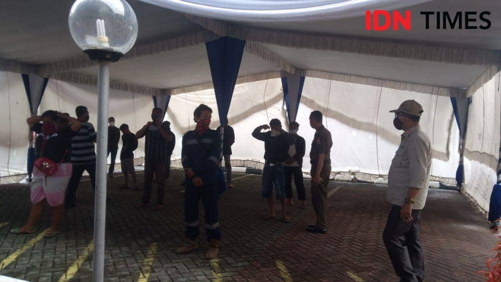 Penjaringan razia masker (IDN Times/Feny Maulia Agustin)