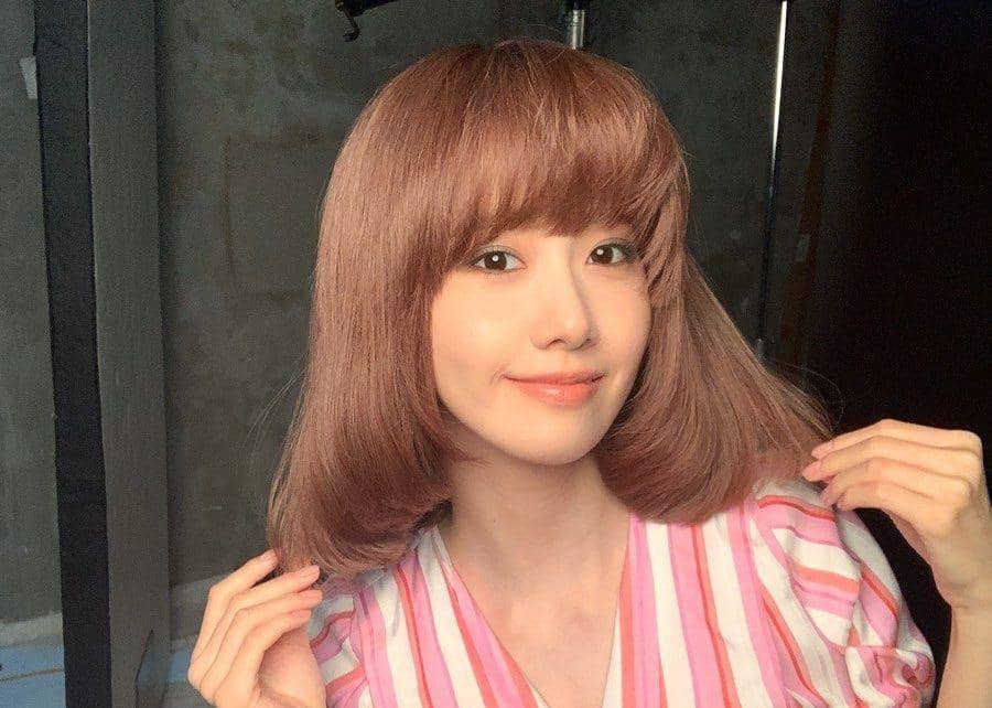 10 Gaya Rambut Yoona yang Bisa Jadi Inspirasi Tampil Menawan