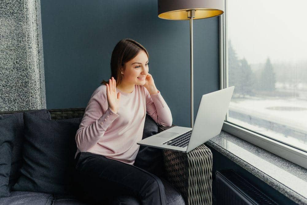 Walau Hanya Bisa Nge-date Virtual, Kamu Harus Persiapkan 5 Hal Ini
