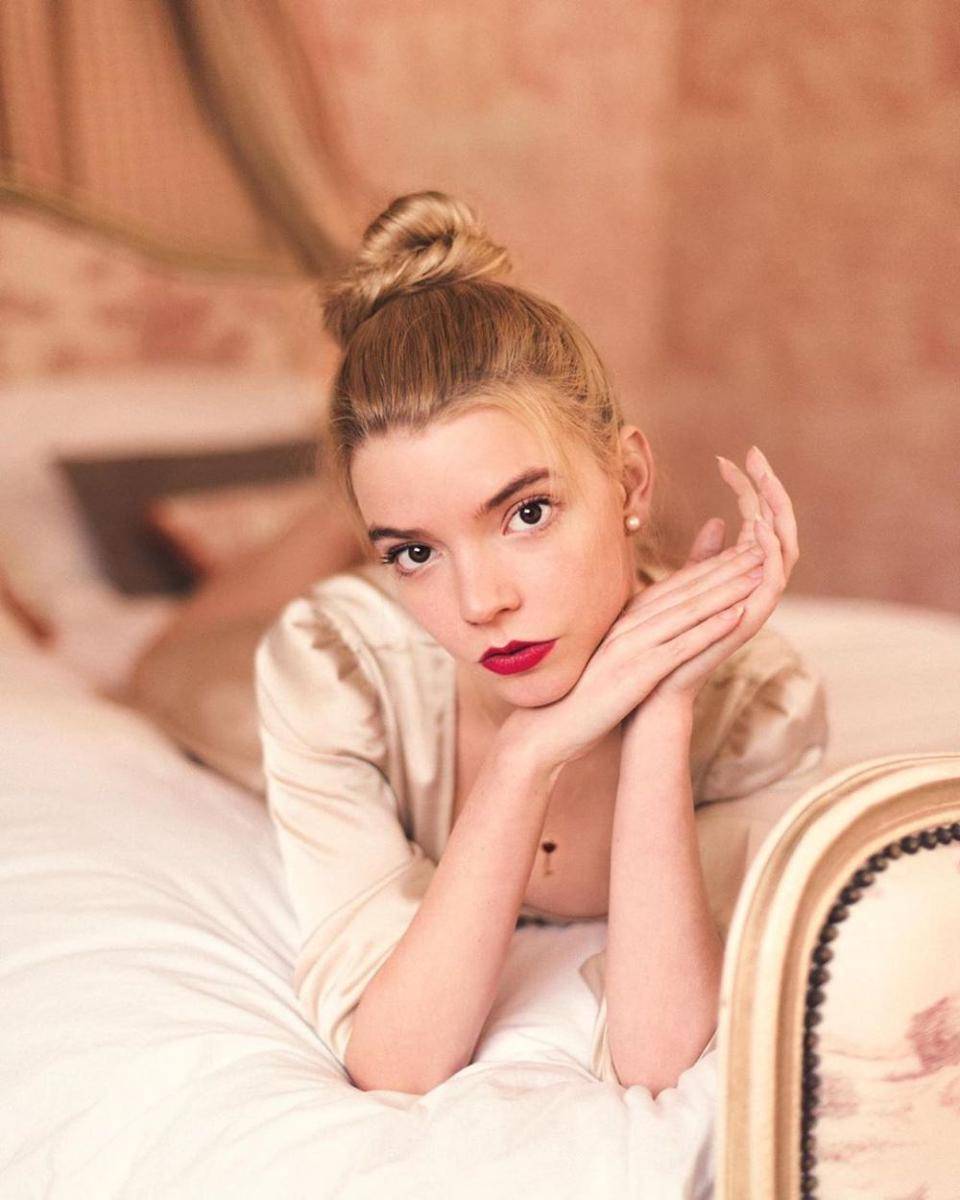Instagram.com/anyataylorjoy