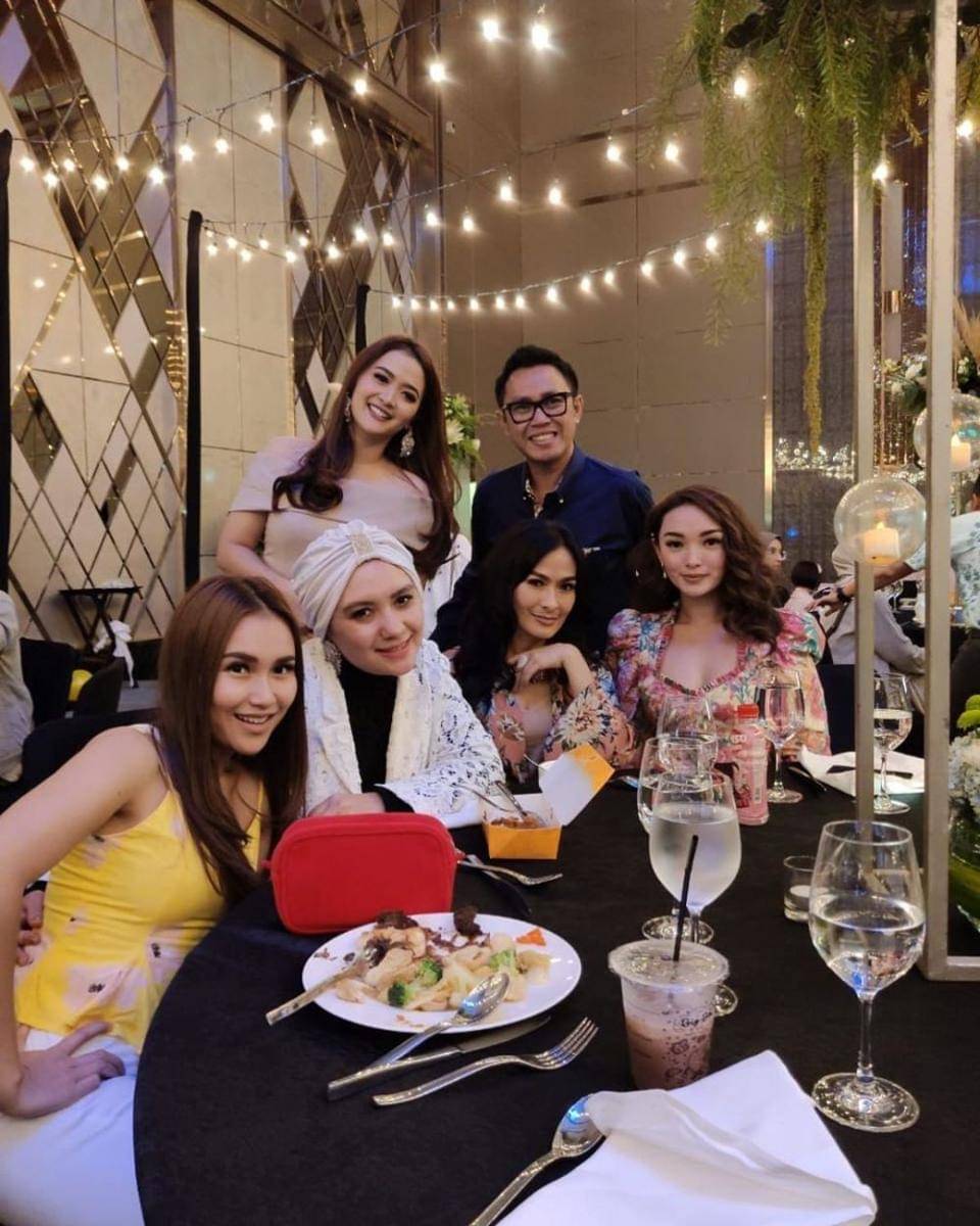 instagram.com/ayutingting92