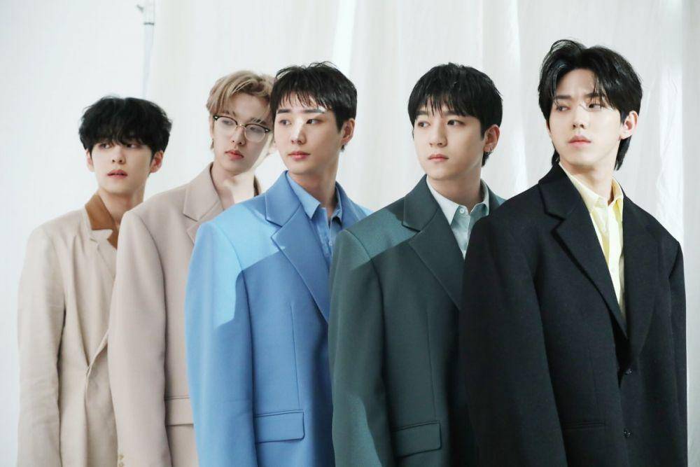 twitter.com/day6official