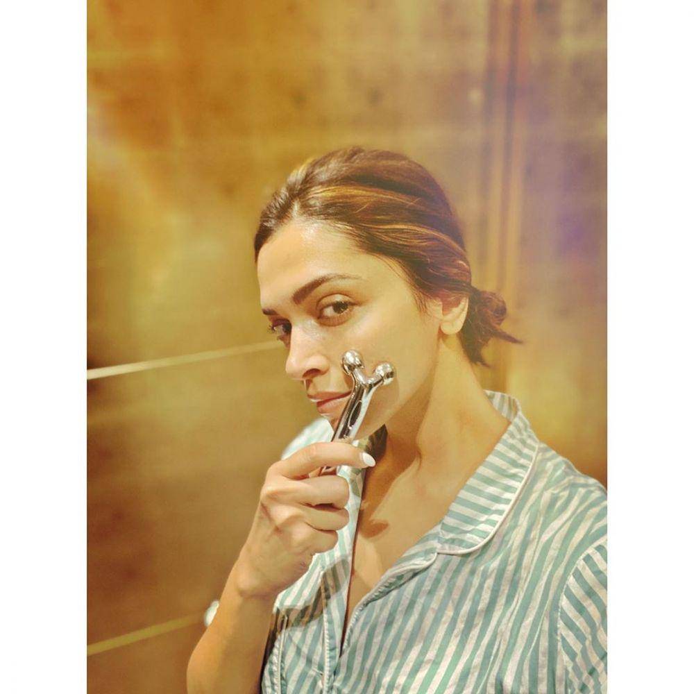 instagram.com/deepikapadukone
