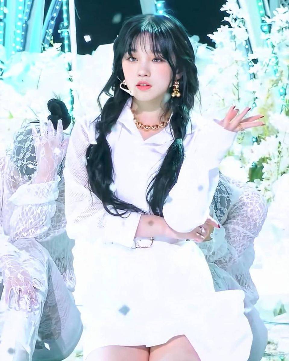 instagram.com/gidle.yuqi