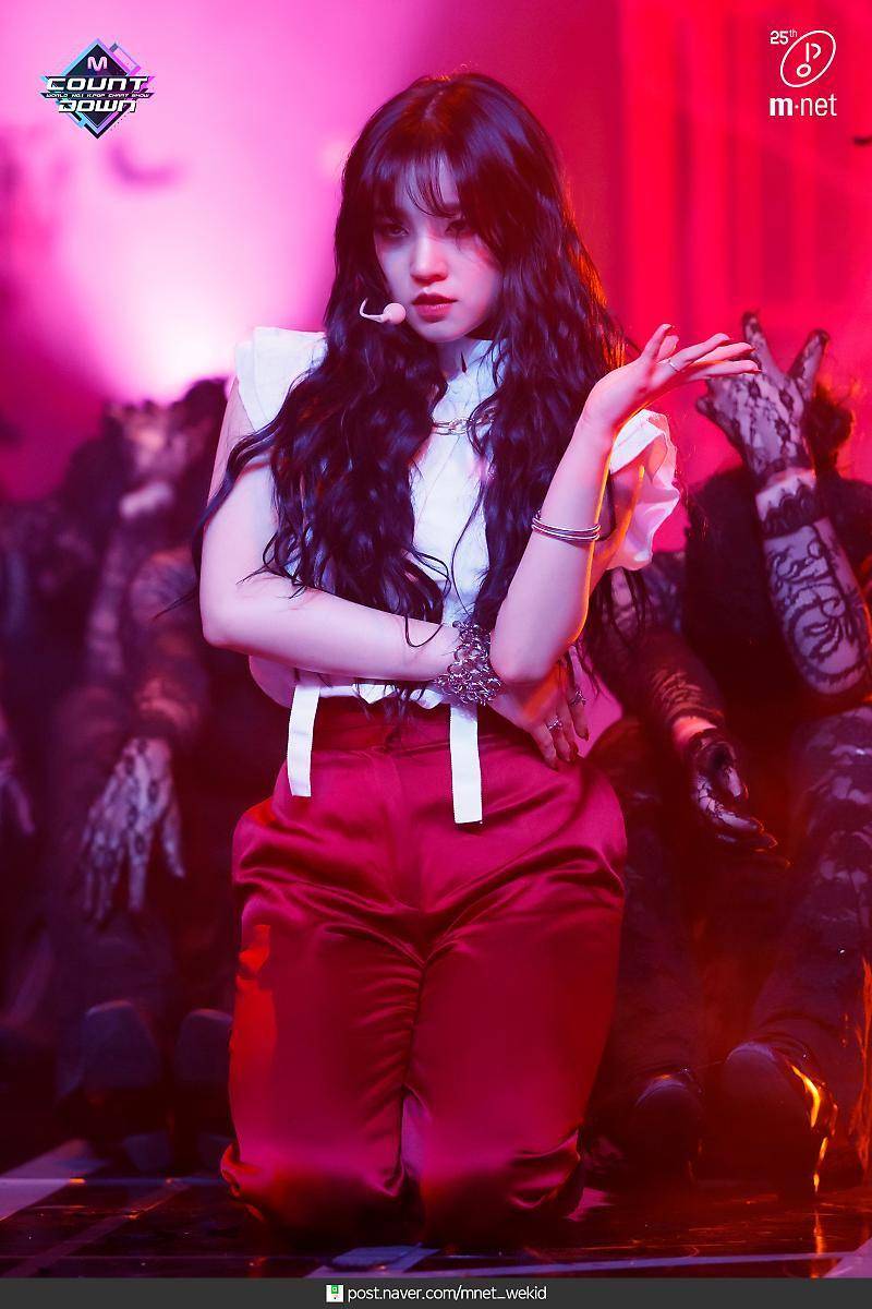 post.naver.com/mnet__wekid