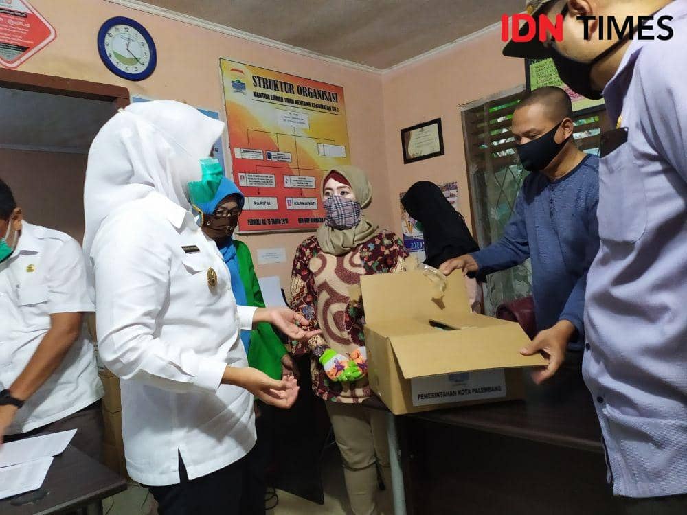 Soal Penyaluran Bansos, Ombudsman Sumsel Pantau Curhat Warga di Medsos