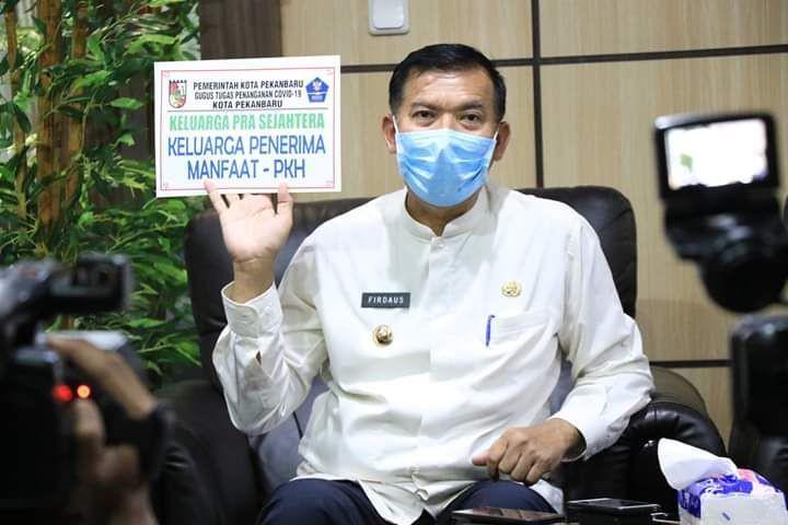 Dikritik, Wali Kota Pekanbaru Ganti Stempel "Keluarga Miskin"