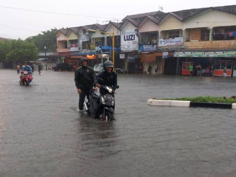 Salah satu kawasan di Kota Banda Aceh yang terendam air (Istimewa)