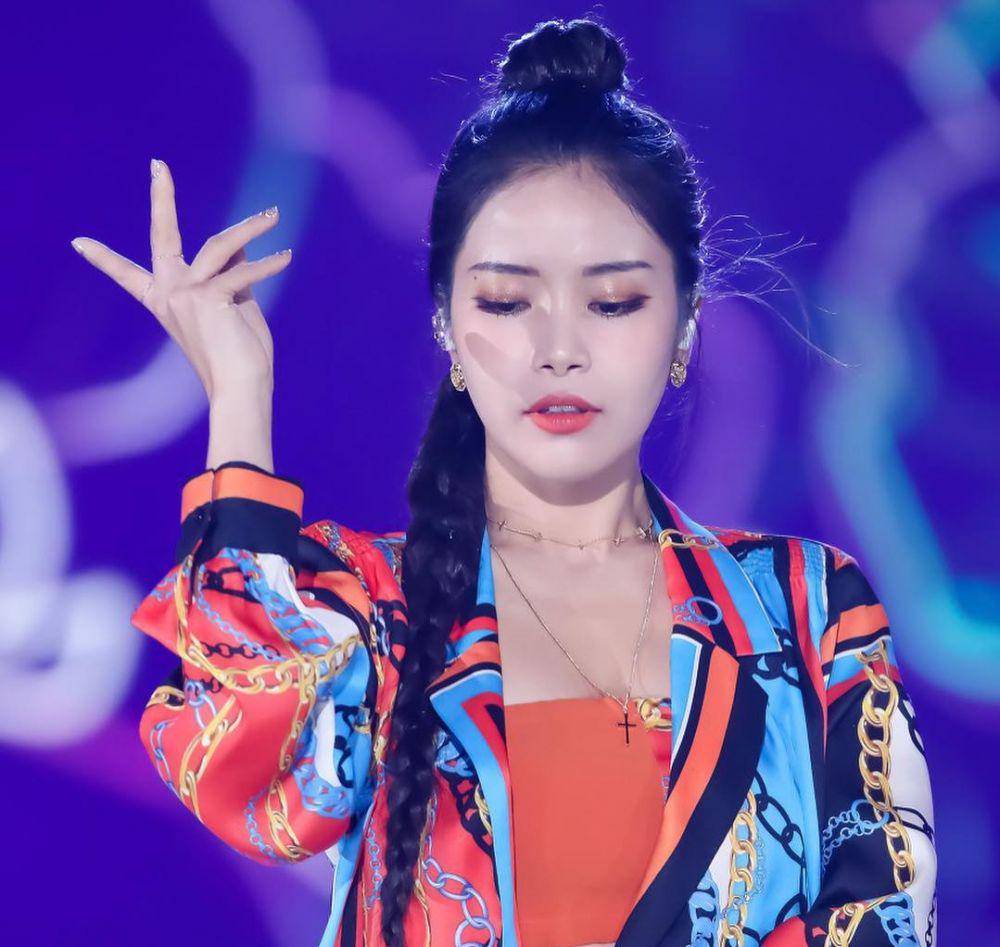Instagram.com/solar.mamamoo