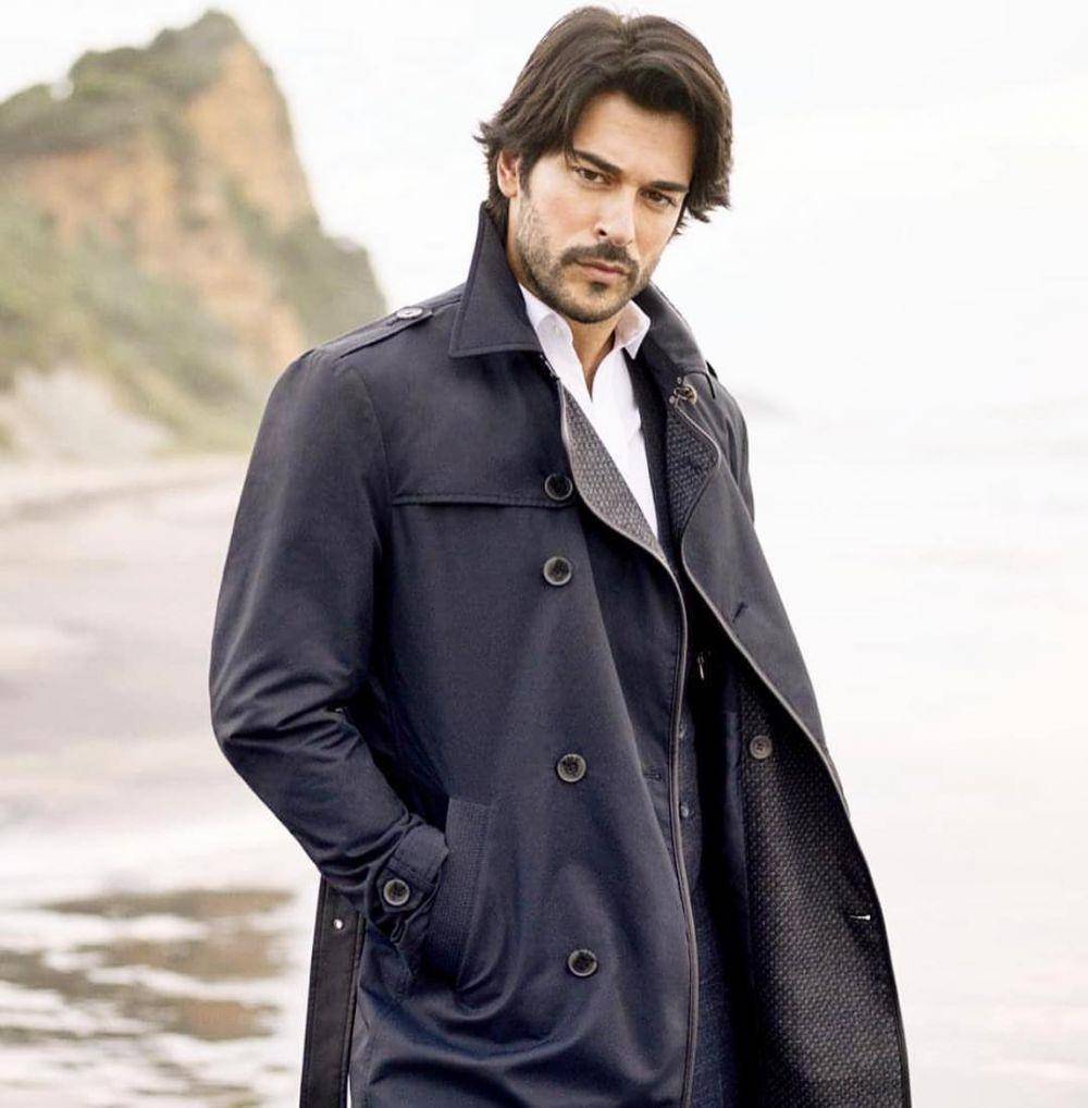 instagram.com/burakozcivit