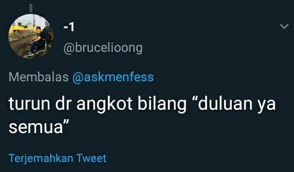 Momen kocak tapi serba salah di angkot. Twitter.com/brucelioong