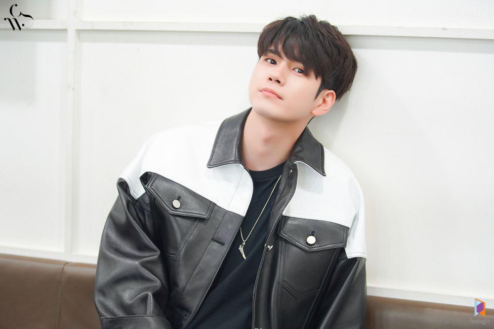 Kian Bersinar, 10 Potret Ong Seong Wu yang Bakal Comeback Drama Baru