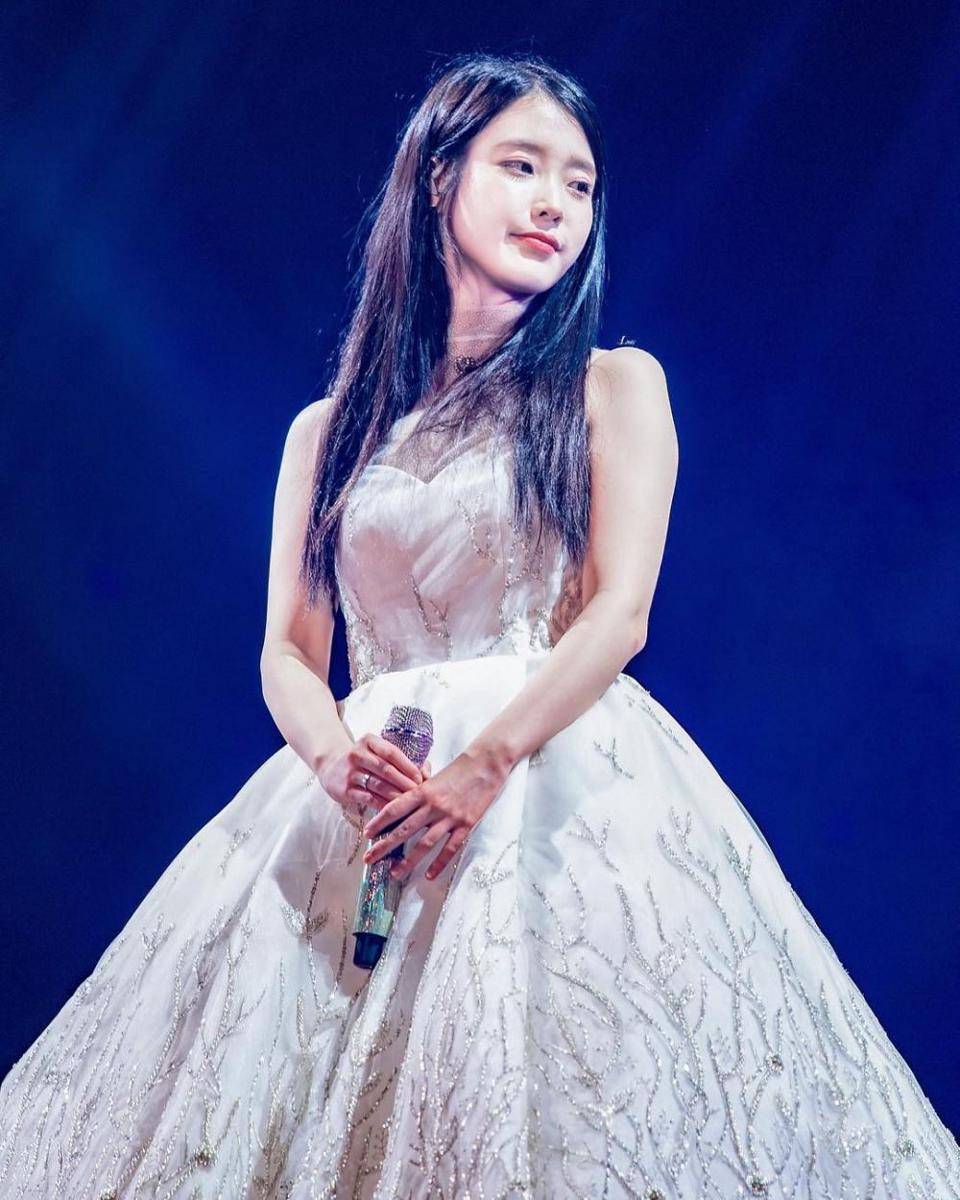 Instagram.com/lilyiu_