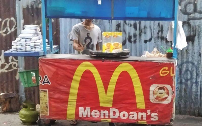 Jangan Tertipu, 10 Nama Restoran KW Ini Bikin Gagal Fokus