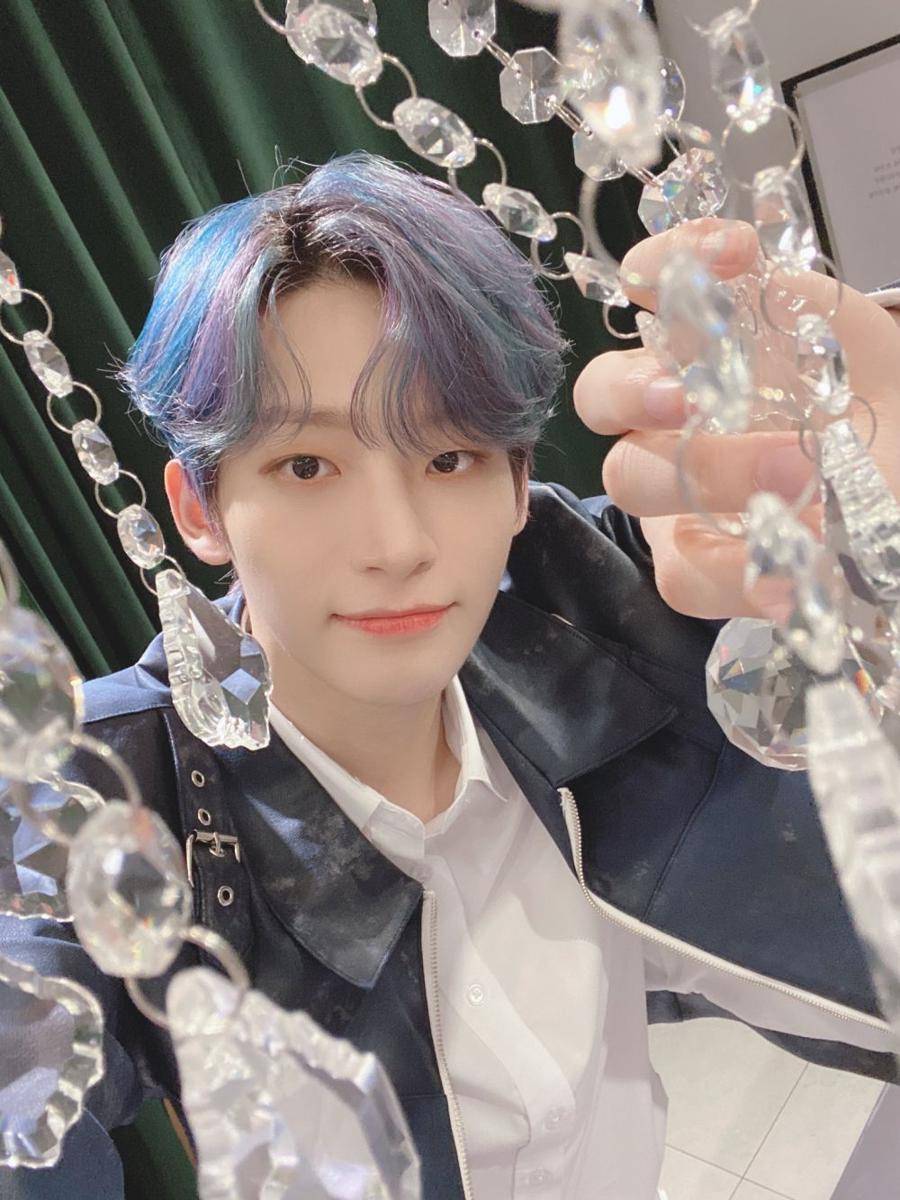 twitter.com/CRAVITY_twt