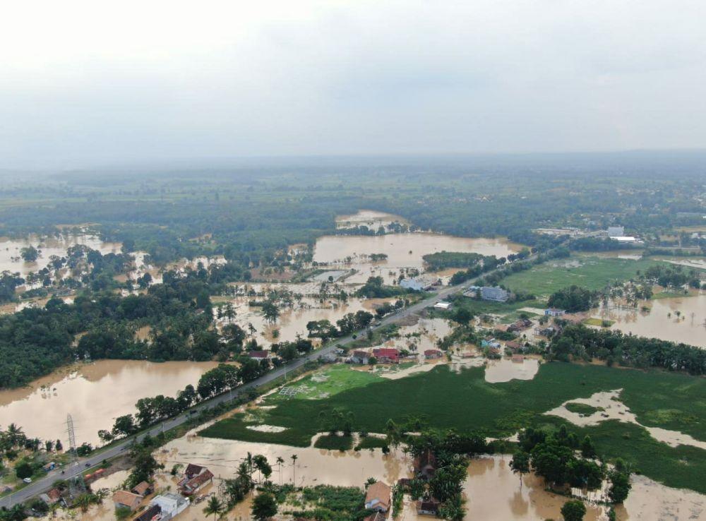 Dua Kabupaten di Sumsel Diterjang Banjir Bandang dan Longsor