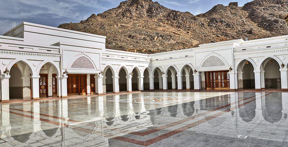 5 Tempat Ziarah di Madinah untuk Wisata Religi