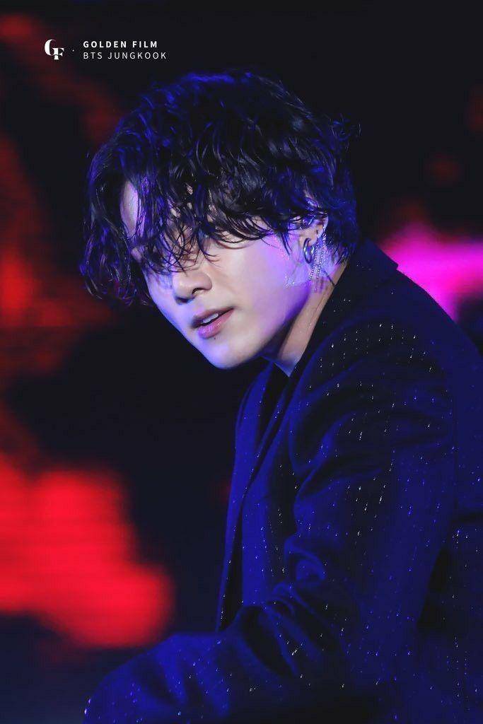 twitter.com/goldenfilm_jk