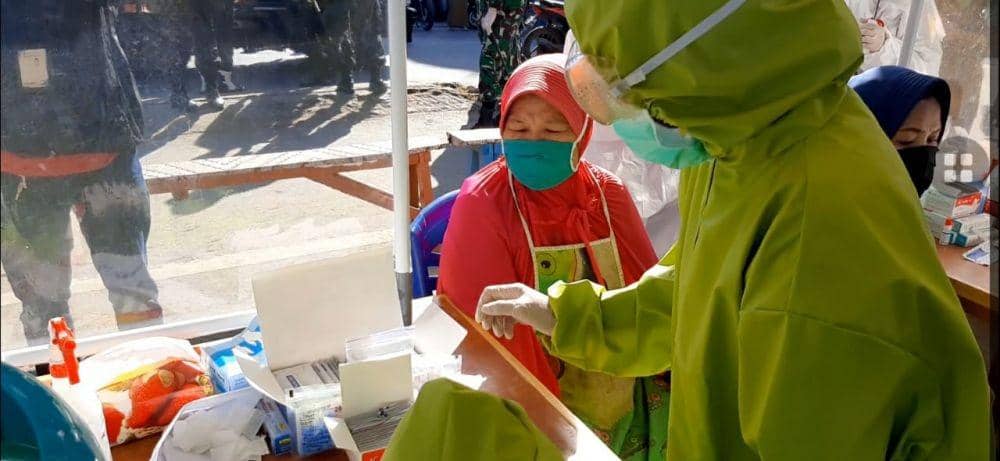 Rapid test massal di Makassar, Selasa (12/5). Humas Pemprov Sulsel