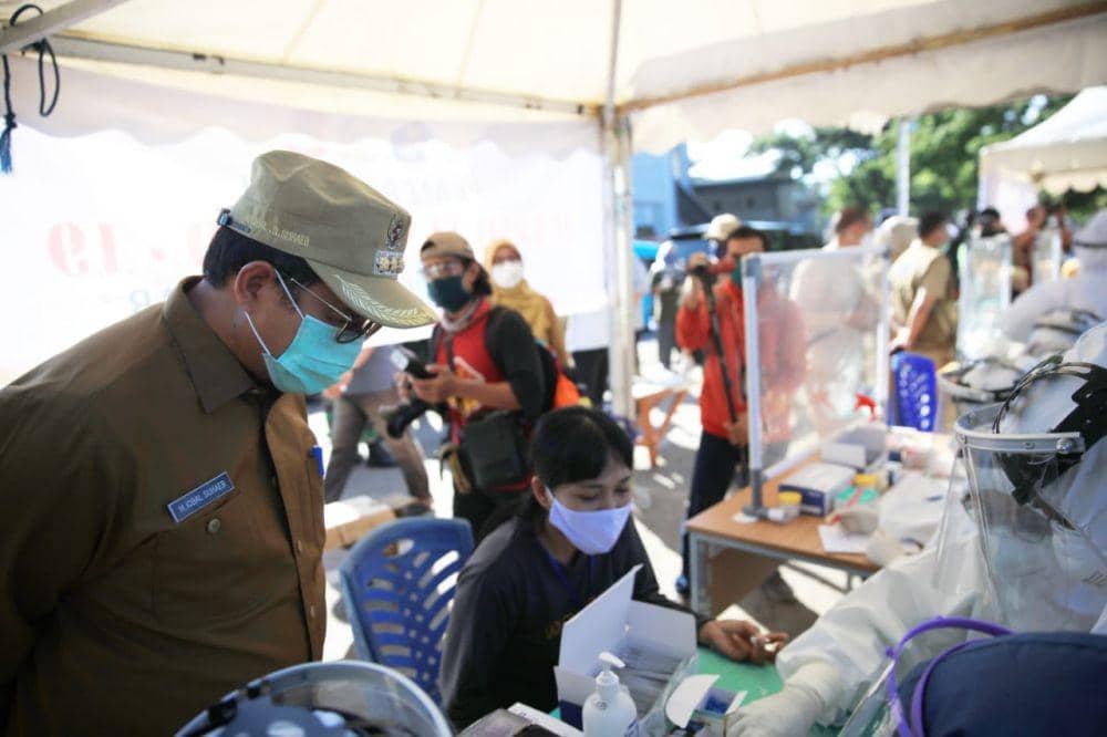 Rapid test massal di Makassar, Selasa (12/5). (Humas Pemkot Makassar)