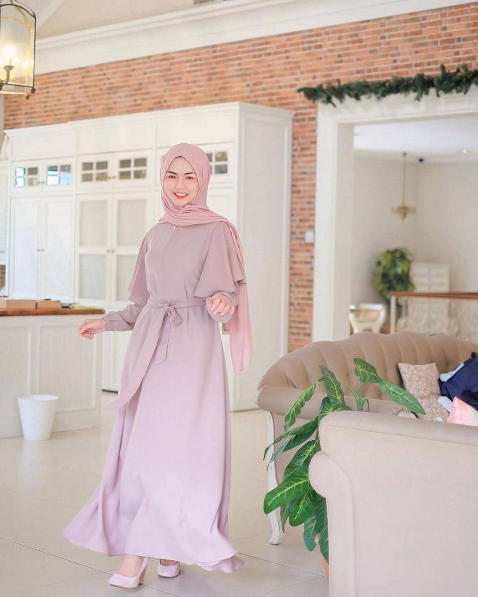 ilustrasi gamis (Instagram.com/nabilrach)