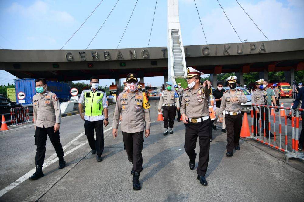 Kakorlantas Polri Tinjau Gerbang Tol Cikupa (Dok. Korlantas Polri)