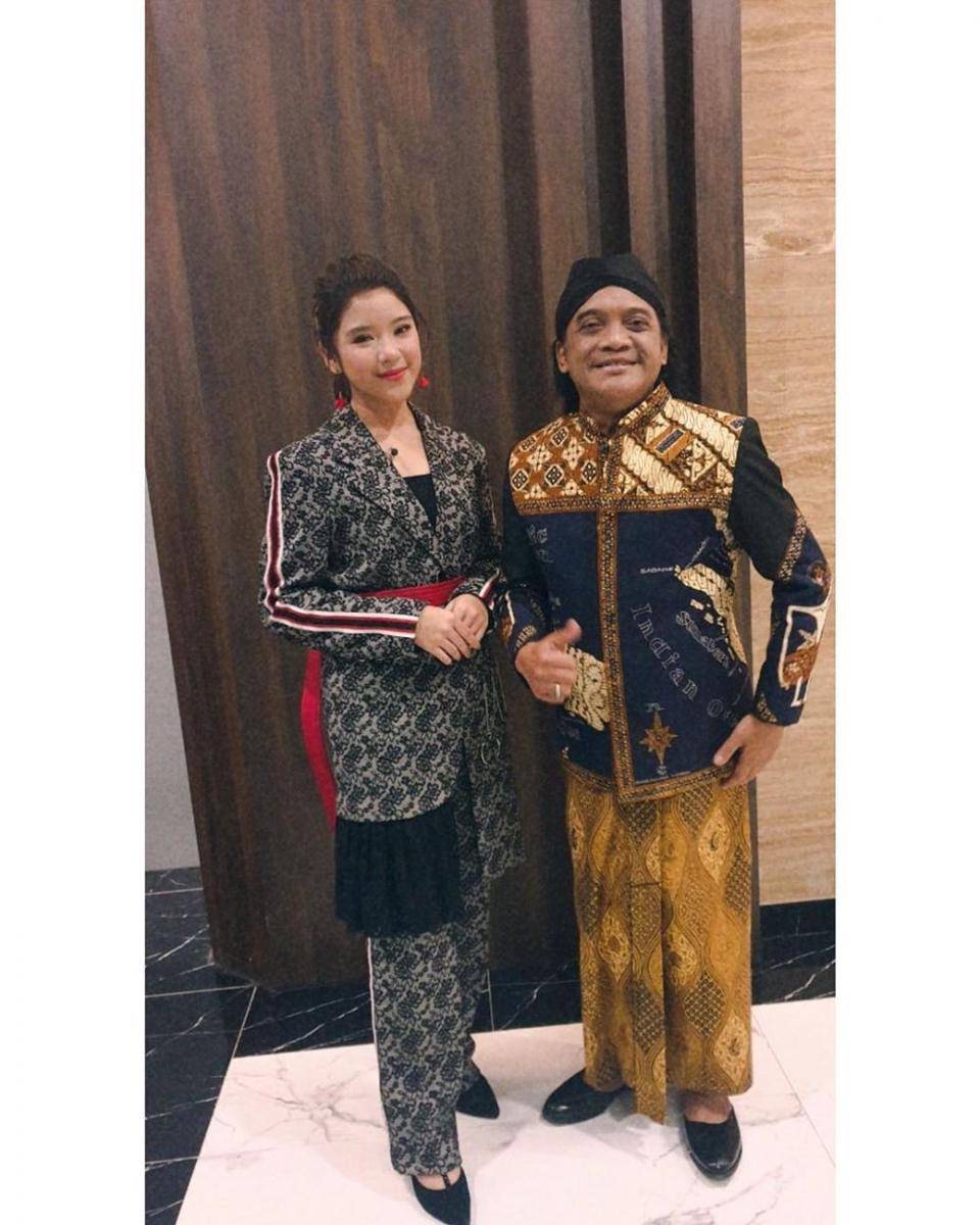 Instagram.com/tiaraandini