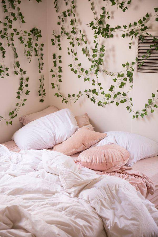 pinterest/Urban Outfitters
