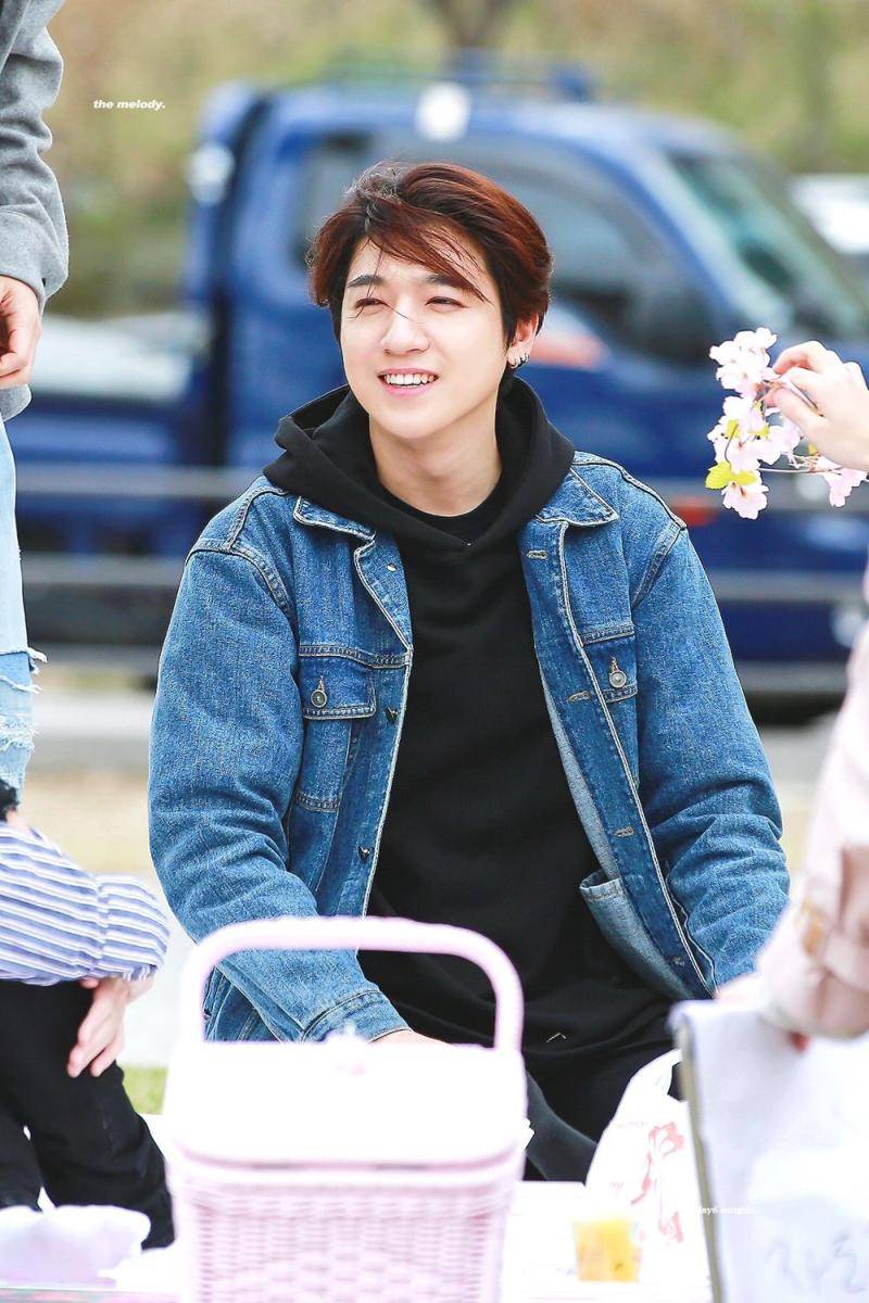twitter.com/sungjinarchive