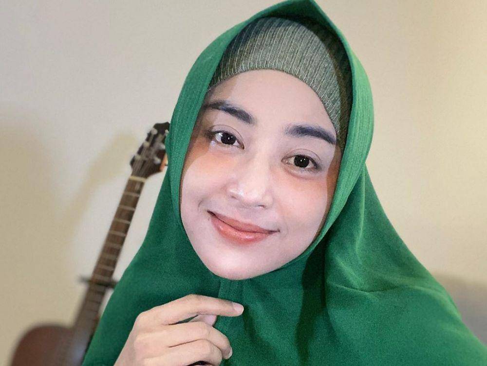 Instagram.com/dewiperssikreal