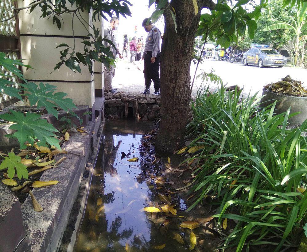 Asyik Hujan-hujanan, Vino Hanyut di Selokan, Ditemukan di Sungai Buntung Semarang
