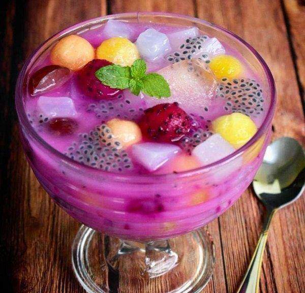ilustrasi minuman manis es buah romadecade.org)