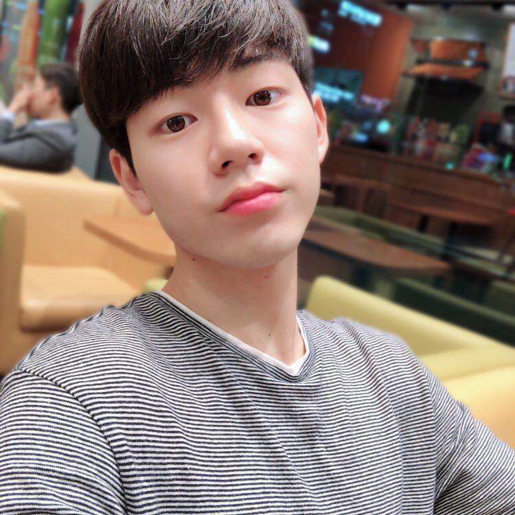 instagram.com/bxbxbxbxb_