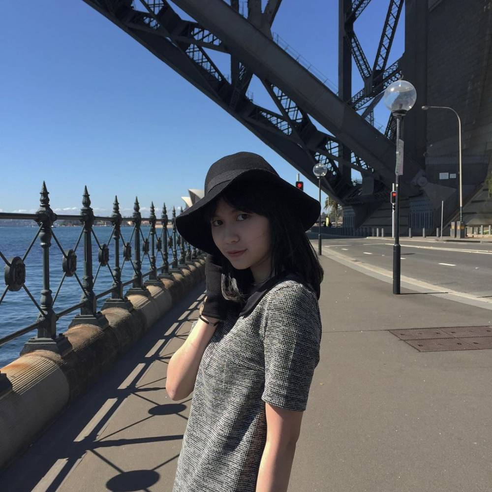 Instagram.com/ashzahrantiara