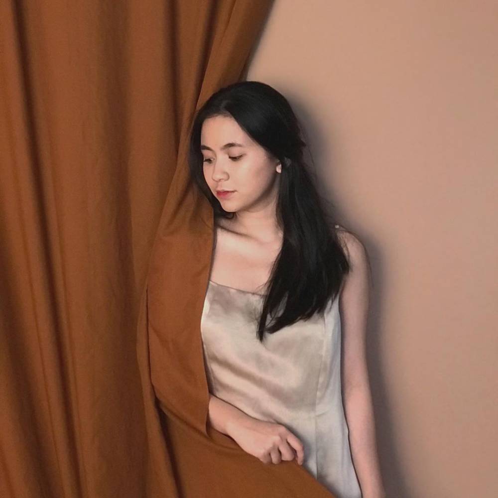 Instagram.com/ashzahrantiara