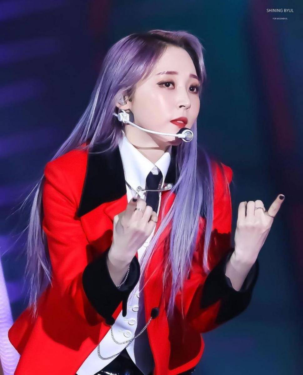 Instagram.com/moonbyul.goddes