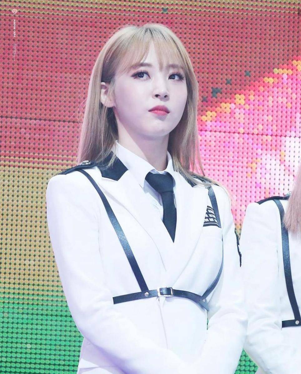 Instagram.com/moonbyul.goddes